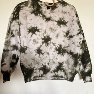 Unisex Tie-Dye Sweater - Green and White
